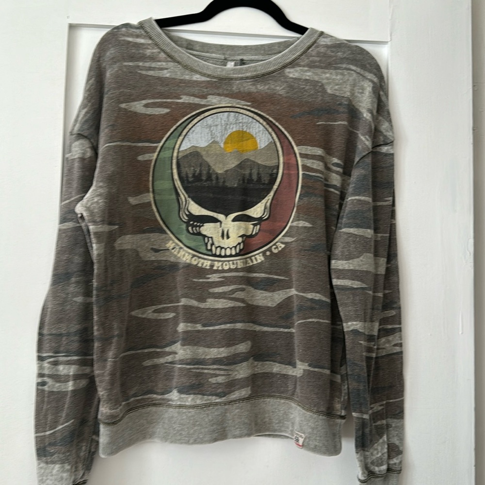 Techstyle Medium Mammoth Sweatshirt